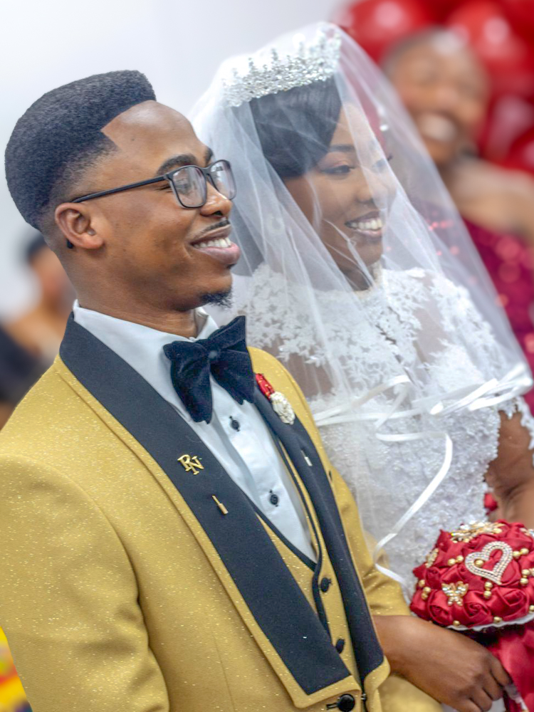 Roland wearing his Gentlemans Set 4