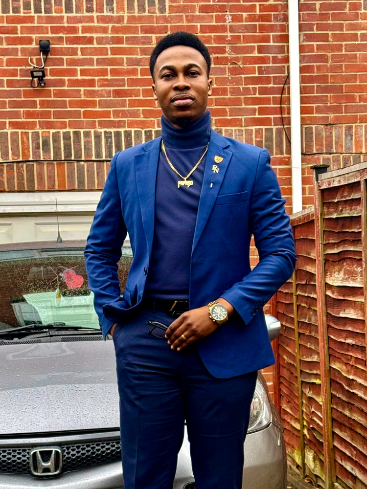 Roland wearing his Gentlemans Set 5