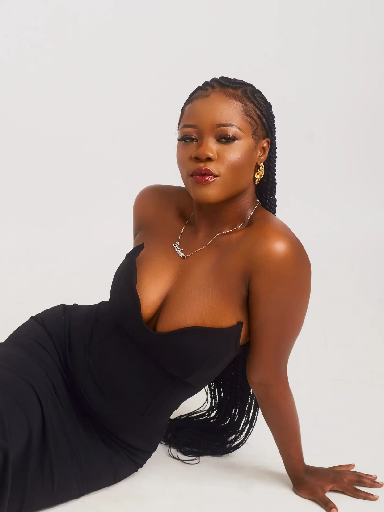 Customer wearing Visoire piece